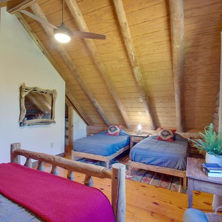 Cozy Log Cabin Getaway With Fire Pit And 3 Acres! Ruckersville Dış mekan fotoğraf