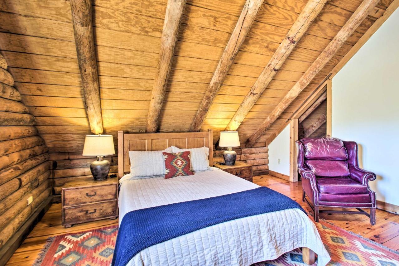Cozy Log Cabin Getaway With Fire Pit And 3 Acres! Ruckersville Dış mekan fotoğraf