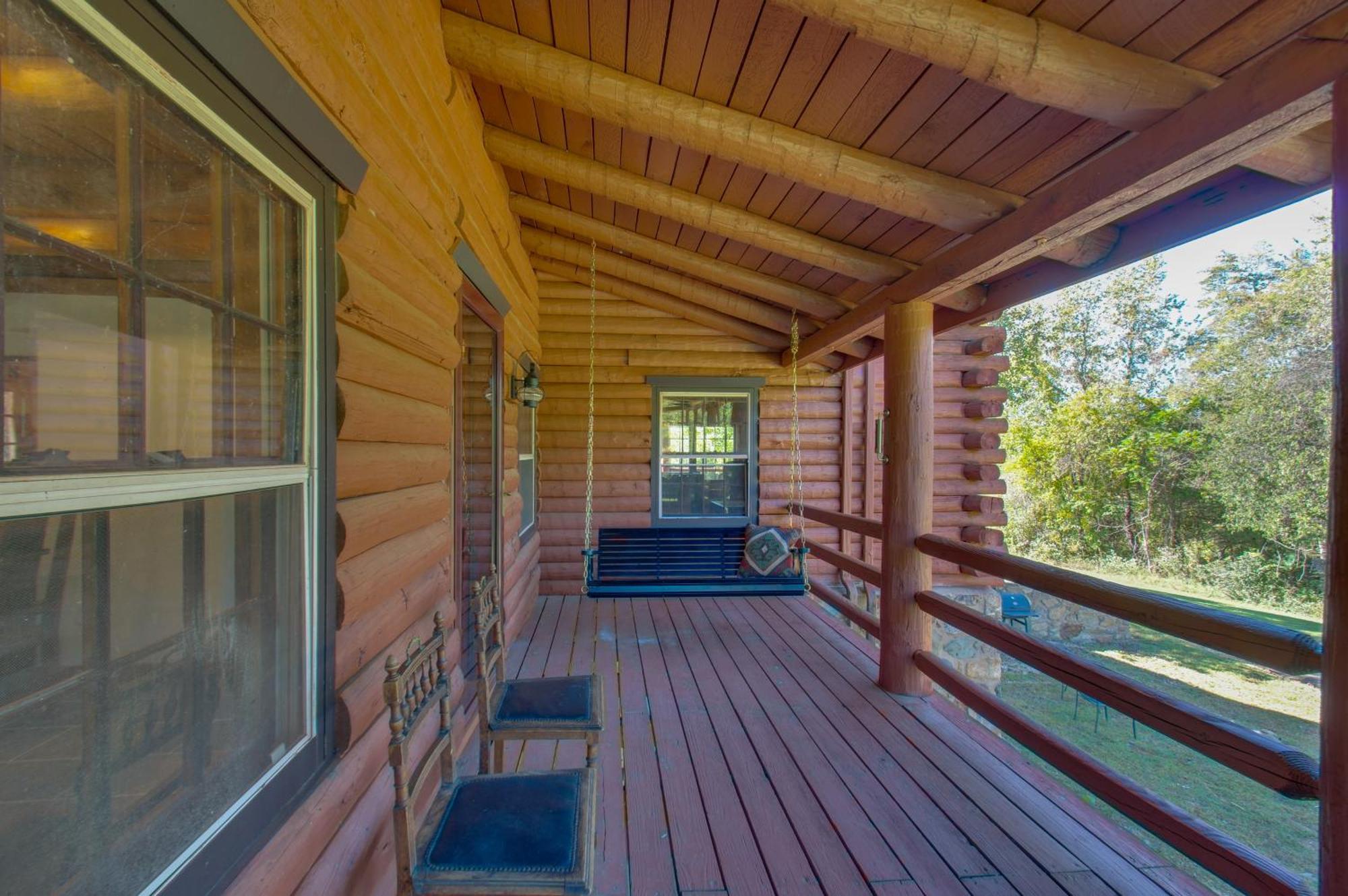 Cozy Log Cabin Getaway With Fire Pit And 3 Acres! Ruckersville Dış mekan fotoğraf