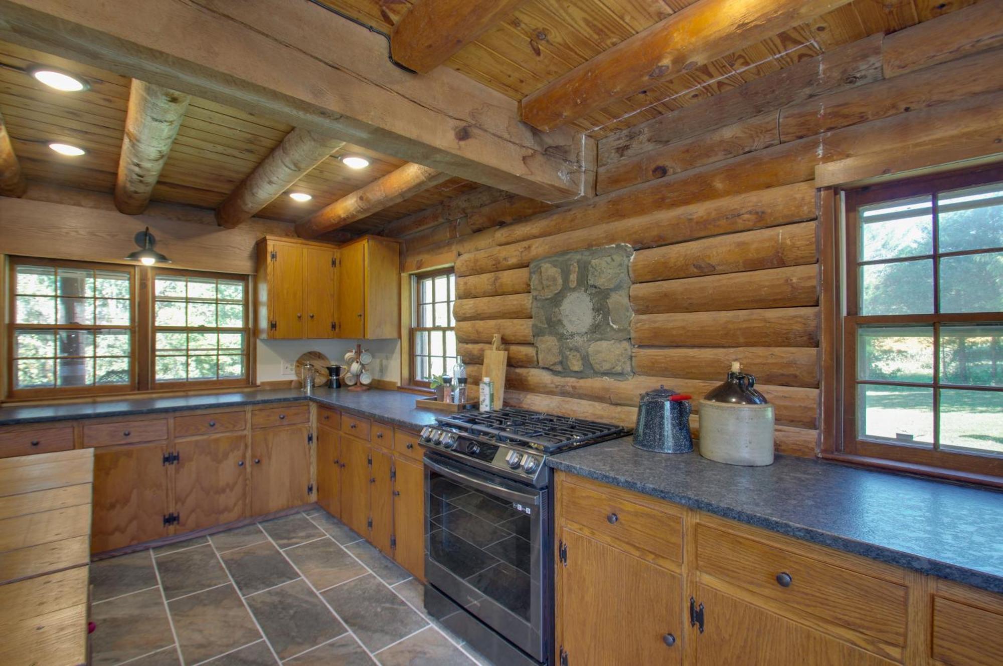 Cozy Log Cabin Getaway With Fire Pit And 3 Acres! Ruckersville Dış mekan fotoğraf